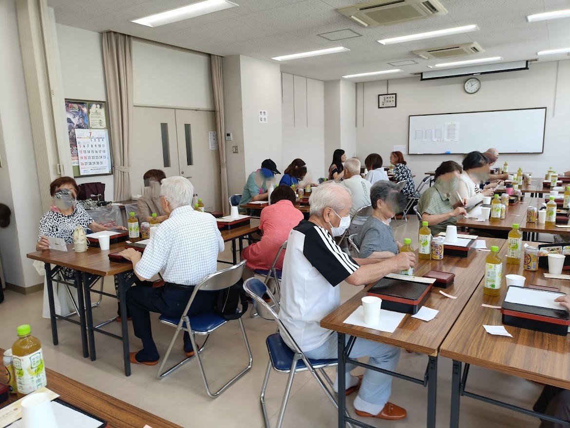 麻雀サロン食事会風景ー2